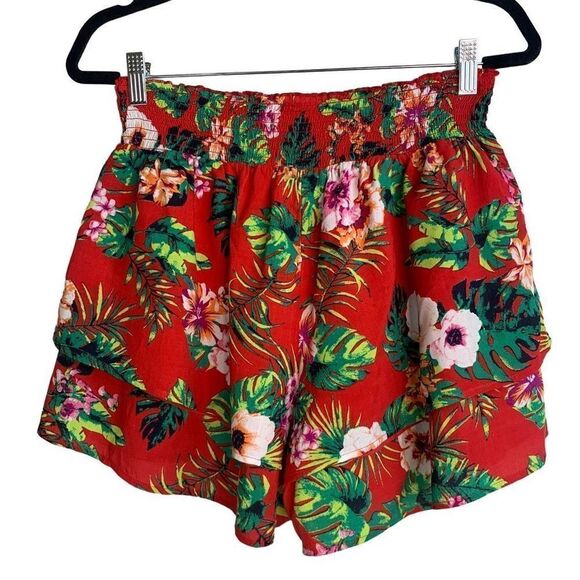 Urban Rebel Women's Colorful Tropical Floral Layered Tiered Shorts Size M NWOT - Picture 2 of 7